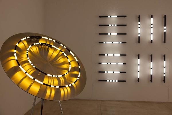 Galerie Krinzinger: Brigitte Kowanz "remember the future" (21.3. - 18.5.2024) Foto: eSeL.at - Lorenz Seidler Foto: eSeL Lorenz Seidler