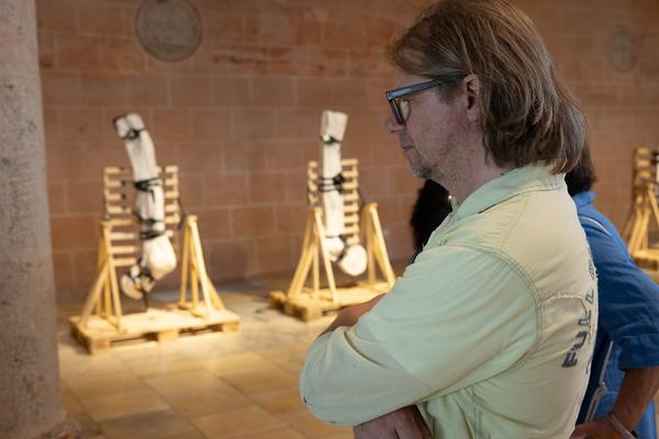 Dominikanerkirche Krems: Christian Gonzenbach: On Human Level (29.6. - 27.10.2024) Foto: eSeL.at - Lorenz Seidler Foto: eSeL Lorenz Seidler
