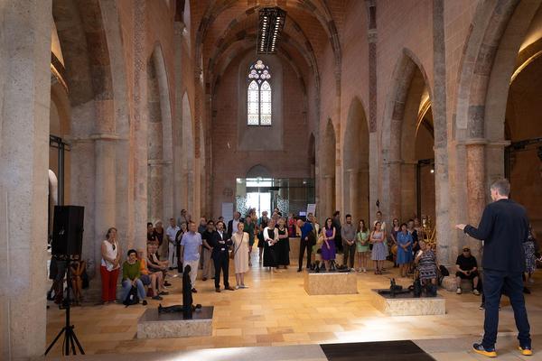 Dominikanerkirche Krems: Christian Gonzenbach: On Human Level (29.6. - 27.10.2024) Foto: eSeL.at - Lorenz Seidler Foto: eSeL Lorenz Seidler