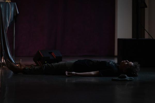 Maïa Nunes &quot;Splitting Stones&quot; @ CIVA Festival 2024 (Belvedere 21, 2.10.2024) Foto: eSeL.at - Lorenz Seidler