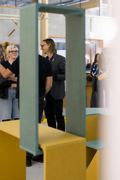 Festvialzentrale (VIENNA DESIGN WEEK 2024 Festivalzentralen Cocktail, 21.9.2024) Foto: eSeL.at/ViennaDesignWeek - Joanna Pianka
