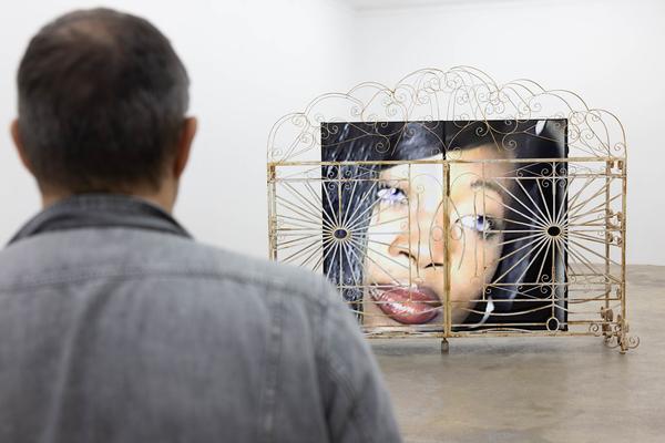 Akeem Smith "Dovecote" - curated by Kyle Thurman (Galerie Sophie Tappeiner, 13.9. - 19.10.2024) Foto: eSeL.at - Lorenz Seidler
