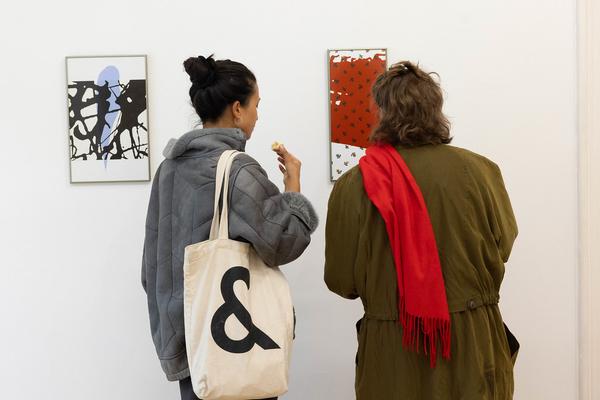 "Artworks upon the Earth" - curated by Piero Bisello (Zeller van Almsick, 13.9. - 19.10.2024) Foto: eSeL.at - Lorenz Seidler