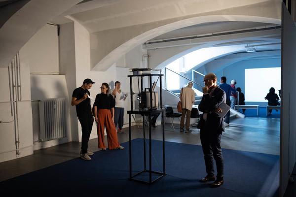 DAS WEISSE HAUS: Christiana Perschon “Spending Time, Holding Space” (11.09. – 19.10.2024) Foto: eSeL.at - Lorenz Seidler