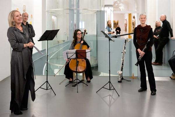 DOMerstagabend: Time With Friends. Ein musikalischer Ausstellungsrundgang (Dom Museum Wien, 14.11.2024) Foto: eSeL.at - Joanna Pianka