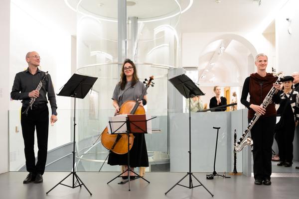 DOMerstagabend: Time With Friends. Ein musikalischer Ausstellungsrundgang (Dom Museum Wien, 14.11.2024) Foto: eSeL.at - Joanna Pianka