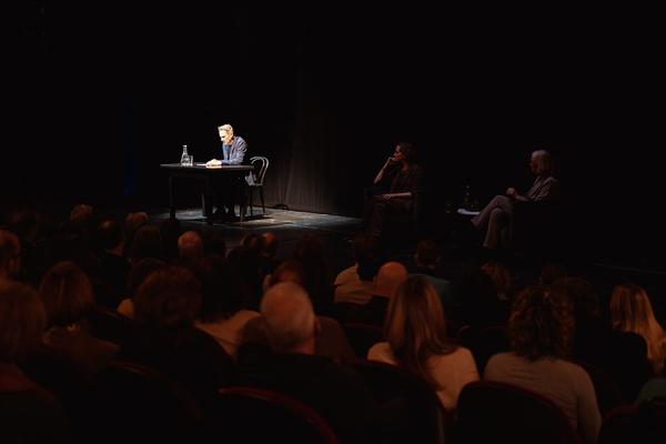 Eine Bühne für Osteuropa - Anne Applebaum, Cathrin Kahlweit &amp; Markus Scheumann (Akademietheater Wien, 17.11.2024) Foto: eSeL.at/Burgtheater Wien - Robert Puteanu