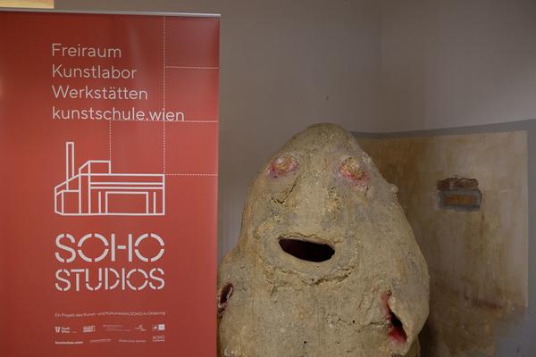Eine kollektive Reise zu Klimagerechtigkeit: gemeinsam lernen - gemeinsam handeln (Soho Studios im Sandleitenhof, 8.11. - 1.12.2024) Foto: eSeL.at - Lorenz Seidler