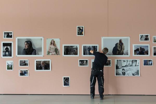 Landesgalerie Burgenland: Elfie Semotan "Der doppelte Blick" (24.5. - 6.10.2024) Foto: eSeL.at - Lorenz Seidler Foto: eSeL Lorenz Seidler