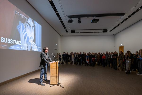 Künstlerhaus: Substanz - Empathie, Engagement und Empörung in und abseits von Kunst (31.10.2024-09.02.2025) Foto: eSeL.at - Joanna Pianka