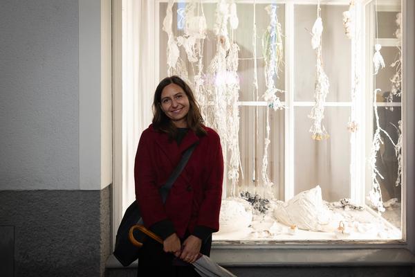 Tangente St. Pölten: Dimana Lateva @ Stadt-Galerie. Kunst in Schaukästen und Leerständen (12.9. – 6.10.2024) Foto: eSeL.at - Lorenz Seidler