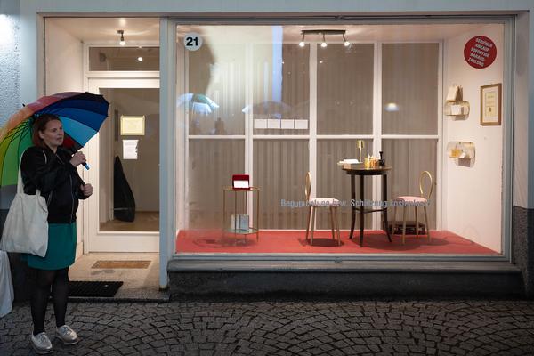 Tangente St. Pölten: Stadt-Galerie. Kunst in Schaukästen und Leerständen (12.9. – 6.10.2024) Foto: eSeL.at - Lorenz Seidler