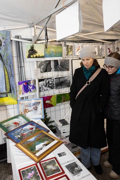 Erster Kunstmarkt Bad Fischau-Brunn (7.12. &amp; 8.12.2024) Foto: eSeL.at - Lorenz Seidler