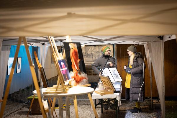 Erster Kunstmarkt Bad Fischau-Brunn (7.12. &amp; 8.12.2024) Foto: eSeL.at - Lorenz Seidler