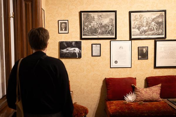 Sigmund Freud Museum: FORT/DA. Interventionen in der ständigen Sammlung (20.3. - 10.6.2024) Foto: eSeL.at - Lorenz Seidler Foto: eSeL Lorenz Seidler