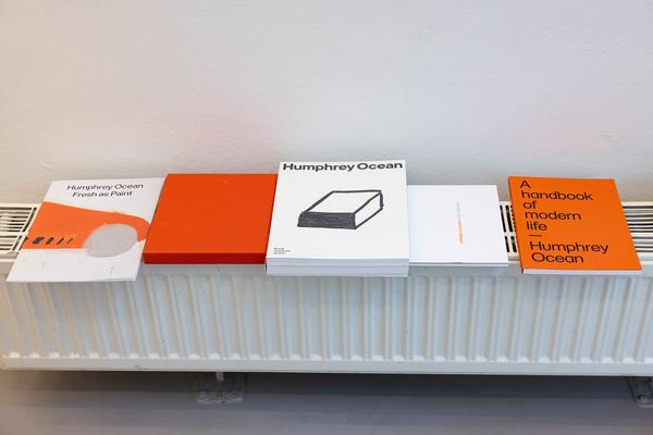Christine König Galerie - Chapter III: Humphrey Ocean x "Joe Gould’s Secret" by Joseph Mitchell (13.9. - 19.10.2024) Foto: eSeL.at - Lorenz Seidler