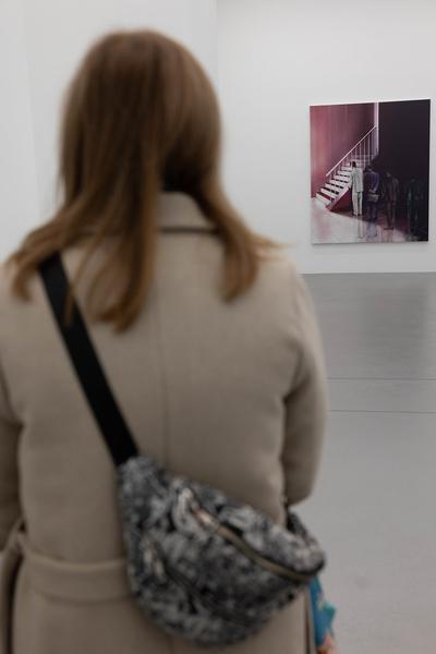 VIENNA ART WEEK Gallery Tour: Louisa Gagliardi "Whereabouts" (Galerie Eva Presenhuber, 9.11.2024) Foto: eSeL.at - Lorenz Seidler