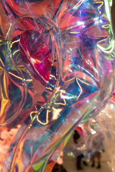 Hannah &amp; Lea Neckel "✮*•̩̩͙✧•̩̩͙*˚✧*˚ floating through reality ˚*✧˚*•̩̩͙✧•̩̩͙*˚✮" (Landesgalerie Burgenland, 19.10.2024 - 26.01.2025) Foto: eSeL.at - Lorenz Seidler