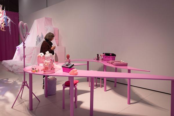 Hannah &amp; Lea Neckel "✮*•̩̩͙✧•̩̩͙*˚✧*˚ floating through reality ˚*✧˚*•̩̩͙✧•̩̩͙*˚✮" (Landesgalerie Burgenland, 19.10.2024 - 26.01.2025) Foto: eSeL.at - Lorenz Seidler