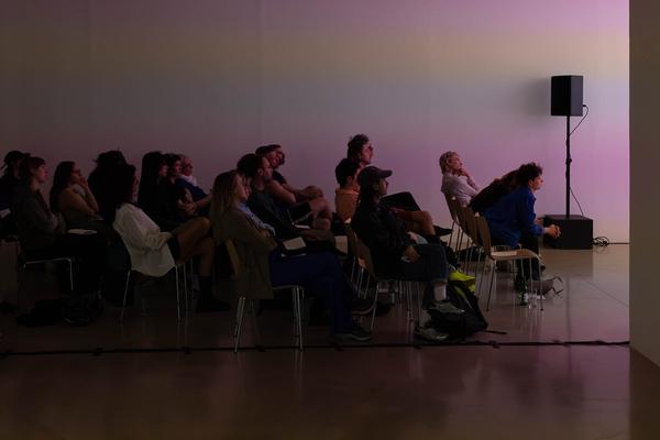 Kunstraum Niederösterreich x Kunstverein Gartenhaus: Klima Biennale Screening "Inflammation" (15.5.2024) Foto: eSeL.at - Lorenz Seidler Foto: eSeL Lorenz Seidler