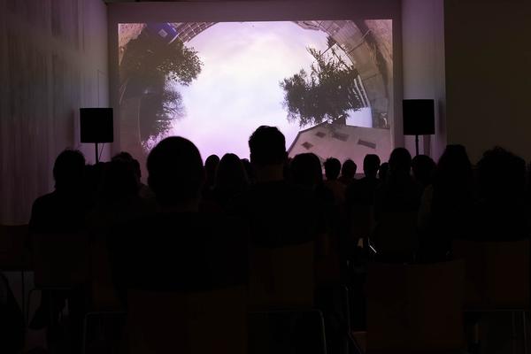 Kunstraum Niederösterreich x Kunstverein Gartenhaus: Klima Biennale Screening "Inflammation" (15.5.2024) Foto: eSeL.at - Lorenz Seidler Foto: eSeL Lorenz Seidler