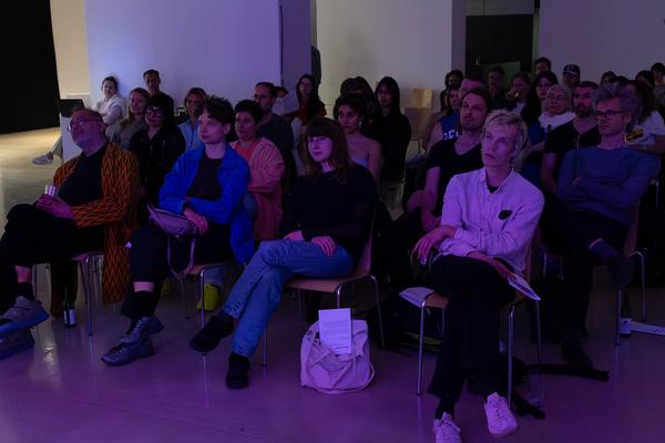 Kunstraum Niederösterreich x Kunstverein Gartenhaus: Klima Biennale Screening "Inflammation" (15.5.2024) Foto: eSeL.at - Lorenz Seidler Foto: eSeL Lorenz Seidler