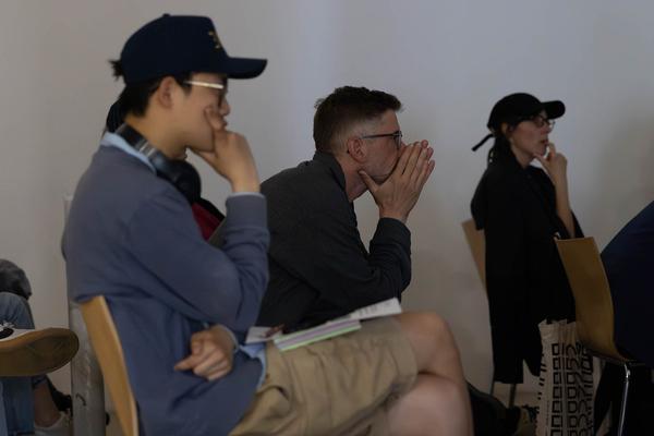 Kunstraum Niederösterreich x Kunstverein Gartenhaus: Klima Biennale Screening "Inflammation" (15.5.2024) Foto: eSeL.at - Lorenz Seidler Foto: eSeL Lorenz Seidler