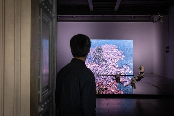 MAK: Klima Biennale 2024: TROIKA - "Terminal Beach" (30.4. - 11.8.2024) Foto: eSeL.at - Lorenz Seidler Foto: eSeL Lorenz Seidler