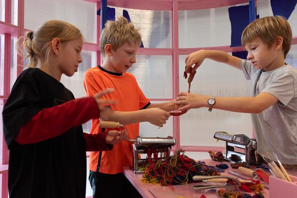 "Kunst &amp; Spiel" Mitmach-Ausstellung (Zoom Kindermuseum, ab 3.10.2024) Foto: eSeL.at - Lorenz Seidler