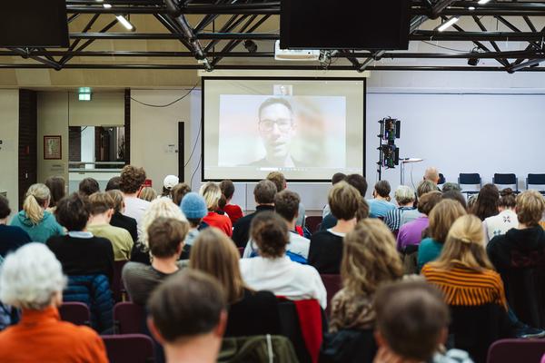 Leerstand nutzen! Podiumsdiskussion 1: Leerstand im Wohnbau (Alte WU Festsaal, 23.10.2024) Foto: eSeL.at - Robert Puteanu