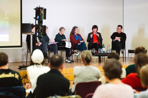 Leerstand nutzen! Podiumsdiskussion 1: Leerstand im Wohnbau (Alte WU Festsaal, 23.10.2024) Foto: eSeL.at - Robert Puteanu
