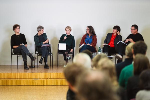 Leerstand nutzen! Podiumsdiskussion 1: Leerstand im Wohnbau (Alte WU Festsaal, 23.10.2024) Foto: eSeL.at - Robert Puteanu