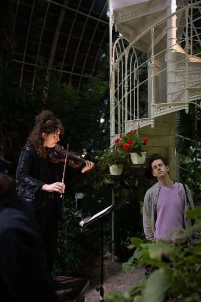 Wien Modern 2024: Maja Osojnik &quot;Doorways&quot; (Palmenhaus Schönbrunn, 2.11.2024) Foto: eSeL.at - Lorenz Seidler