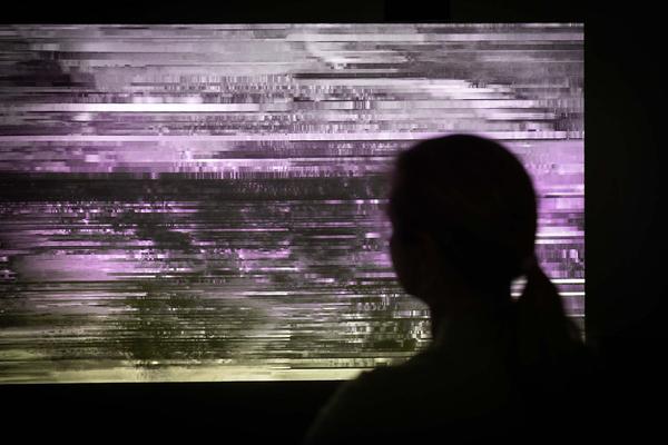 Landesgalerie Niederösterreich: MONOCOLOR (Marian Essl) "SCREEN—SPACE" (4.5. - 10.11.2024) Foto: eSeL.at - Lorenz Seidler Foto: eSeL Lorenz Seidler
