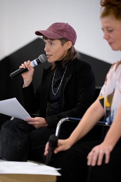 Symposium &quot;Performance Besides Itself. Infra- and Parastructures of a Contemporary Liveness&quot; (Kunstraum Niederösterreich, 7.12.2024) Foto: eSeL.at - Joanna Pianka