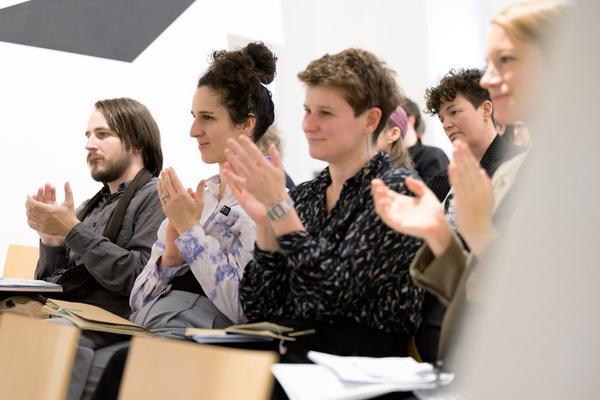 Symposium &quot;Performance Besides Itself. Infra- and Parastructures of a Contemporary Liveness&quot; (Kunstraum Niederösterreich, 7.12.2024) Foto: eSeL.at - Joanna Pianka