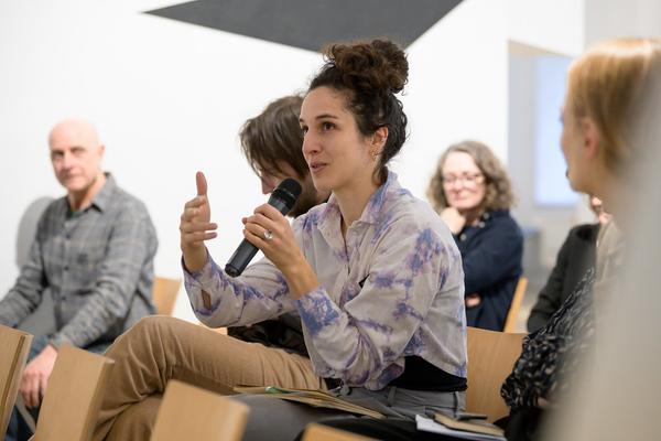 Symposium &quot;Performance Besides Itself. Infra- and Parastructures of a Contemporary Liveness&quot; (Kunstraum Niederösterreich, 7.12.2024) Foto: eSeL.at - Joanna Pianka