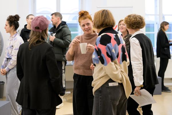 Symposium &quot;Performance Besides Itself. Infra- and Parastructures of a Contemporary Liveness&quot; (Kunstraum Niederösterreich, 7.12.2024) Foto: eSeL.at - Joanna Pianka