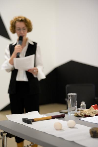 Symposium &quot;Performance Besides Itself. Infra- and Parastructures of a Contemporary Liveness&quot; (Kunstraum Niederösterreich, 7.12.2024) Foto: eSeL.at - Joanna Pianka