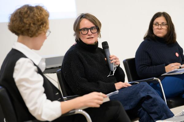 Symposium "Performance Besides Itself. Infra- and Parastructures of a Contemporary Liveness" (Kunstraum Niederösterreich, 7.12.2024) Foto: eSeL.at - Joanna Pianka