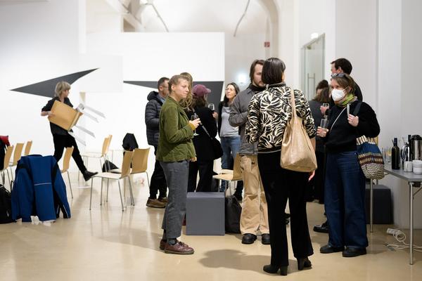 Symposium "Performance Besides Itself. Infra- and Parastructures of a Contemporary Liveness" (Kunstraum Niederösterreich, 7.12.2024) Foto: eSeL.at - Joanna Pianka
