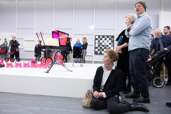 Belvedere 21: "Performances aktualisieren" feat. La Georgetta "Buttoned Up!" (23.2.2024) Foto: eSeL.at - Lorenz Seidler Foto: eSeL Lorenz Seidler