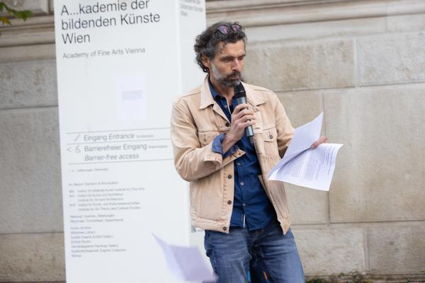 Platz nehmen #3: Right of Passage (Akademie Schillerplatz, 24.10.2024) Foto: eSeL.at - Lorenz Seidler