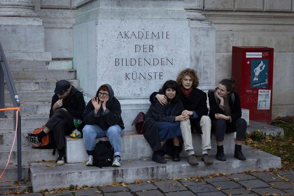 Platz nehmen #3: Right of Passage (Akademie Schillerplatz, 24.10.2024) Foto: eSeL.at - Lorenz Seidler