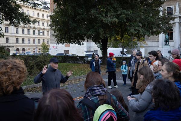 Platz nehmen #3: Right of Passage (Akademie Schillerplatz, 24.10.2024) Foto: eSeL.at - Lorenz Seidler
