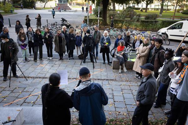 Platz nehmen #3: Right of Passage (Akademie Schillerplatz, 24.10.2024) Foto: eSeL.at - Lorenz Seidler