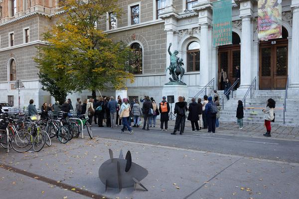 Platz nehmen #3: Right of Passage (Akademie Schillerplatz, 24.10.2024) Foto: eSeL.at - Lorenz Seidler