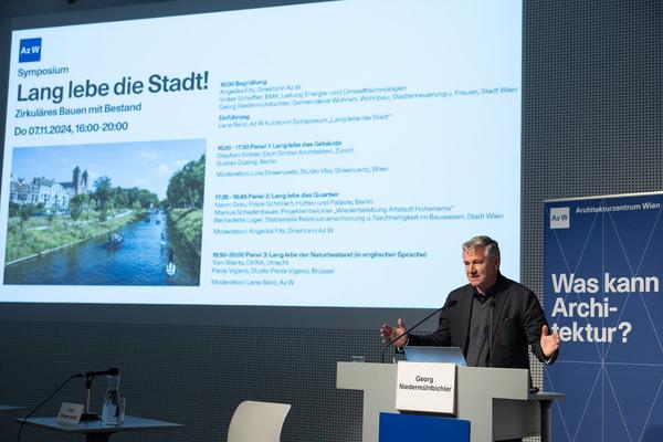 Symposium &quot;Lang lebe die Stadt!&quot; Zirkuläres Bauen mit Bestand (7.11.2024, Architekturzentrum Wien) Foto: eSeL.at - Lorenz Seidler