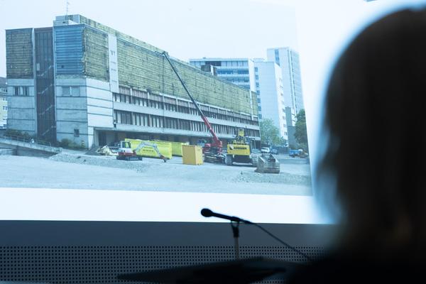 Symposium &quot;Lang lebe die Stadt!&quot; Zirkuläres Bauen mit Bestand (7.11.2024, Architekturzentrum Wien) Foto: eSeL.at - Lorenz Seidler