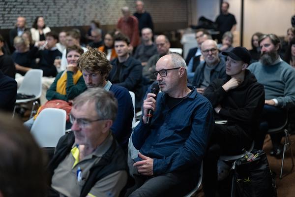 Symposium &quot;Lang lebe die Stadt!&quot; Zirkuläres Bauen mit Bestand (7.11.2024, Architekturzentrum Wien) Foto: eSeL.at - Lorenz Seidler